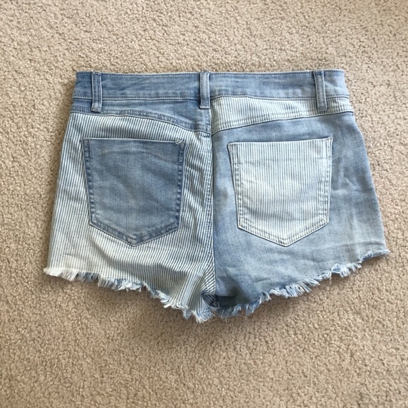 Rewash Jean Shorts - Picture 2 of 4